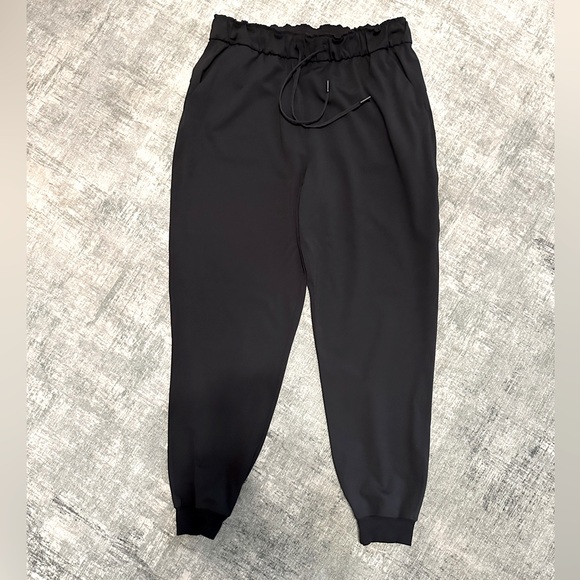 Lululemon Stretch High-Rise Jogger Black Size 12 - Picture 2 of 4
